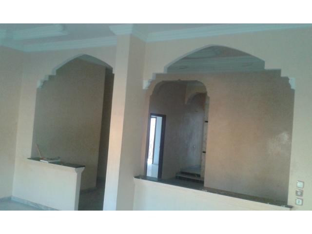 Photo Superbe Appartement vide à louer image 5/6