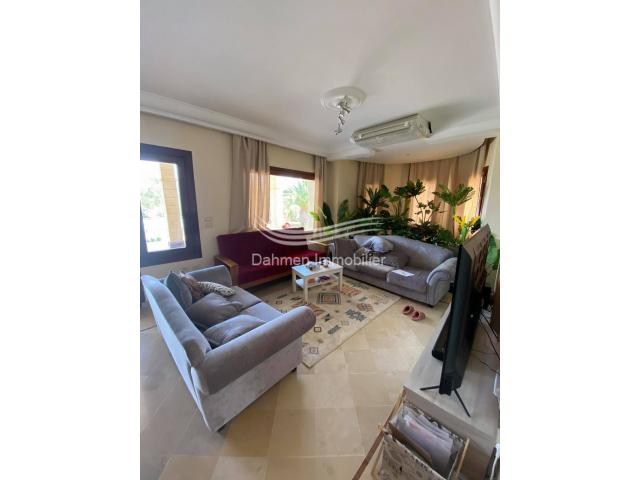 Photo Superbe villa magnifiquement située avec une belle piscine privée image 5/5