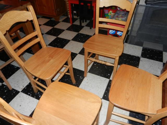 Photo Table en chêne + 4 chaises image 5/5