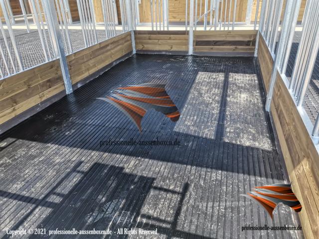Photo Tapis de Paddock & Tapis en Caoutchouc - Tapis de Box et Tapis pour Chevaux image 5/6