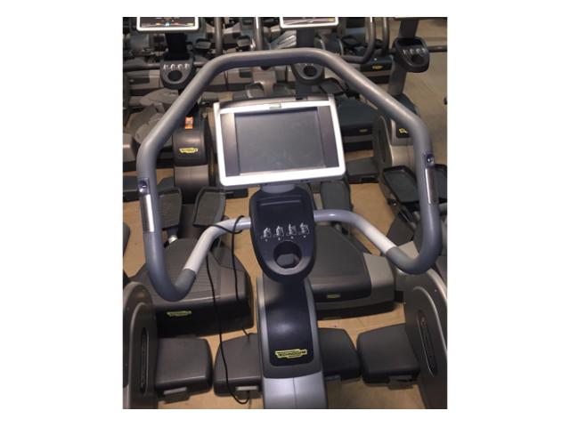Photo TECHNOGYM EXCITE WAVE ELLIPTIQUE à partir de 899€ HT image 5/5