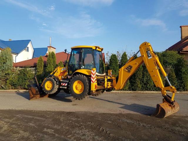Photo tractopelle JCB 3CX image 5/6