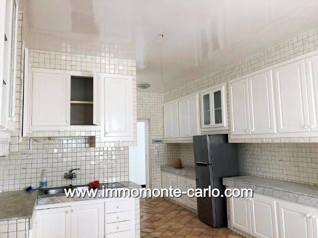 Photo Très belle villa avec piscine à louer à Souissi Rabat image 5/6