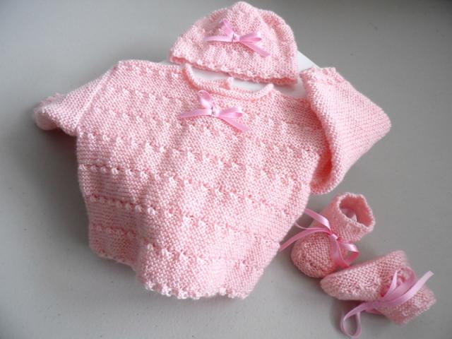Photo Tricot bébé trousseau calinou rose image 5/6