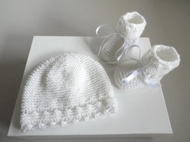Photo Tricot bébé trousseau laine blanc mixte image 5/6
