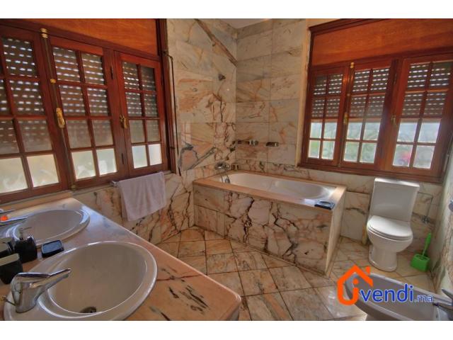 Photo Villa 3 niveaux 400 m² – Florida image 5/6