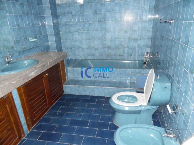 Photo Villa de 550 m² en location située à l'Agdal image 5/6