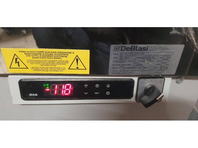 Photo VITRINE A GLACES      (CS 01) image 5/5