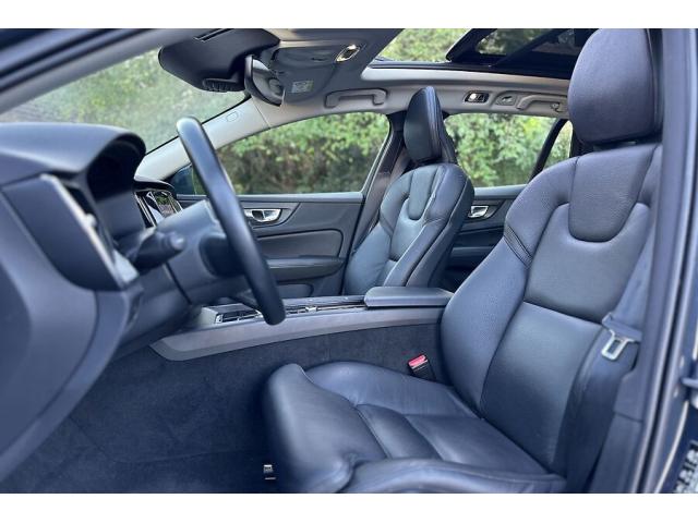 Photo Volvo V60 2.0d Hybrid B4 - 03 2021 image 5/6