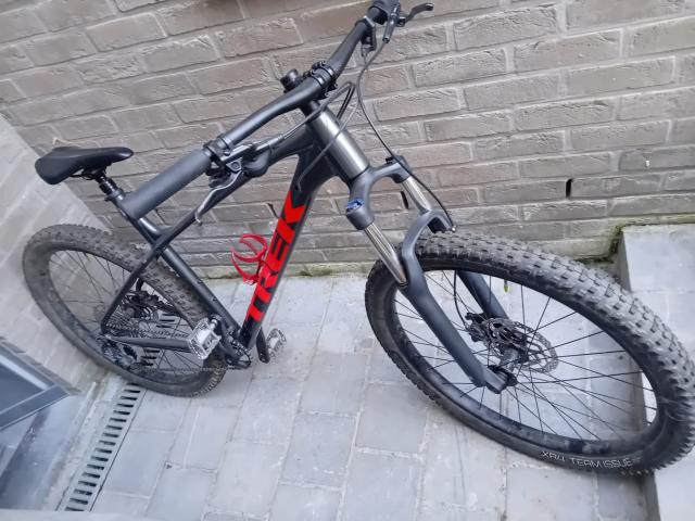 Photo VTT Roscoe 6 Trek taille XL image 5/6