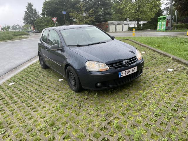Photo vw golf 5 1.9 tdi bluemotion pret a immatriculer image 5/6