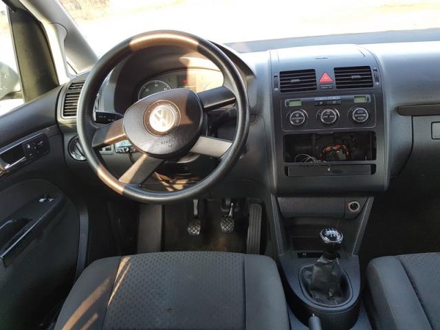 Photo Vw touran 7places 1.9tdi 105cv Airco... image 5/6