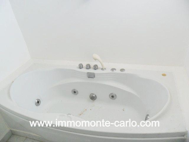 Photo A louer à Rabat villa au quartier Souissi image 6/6