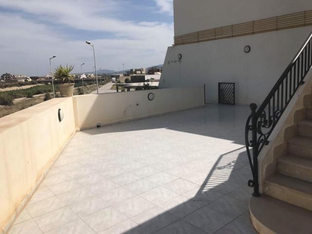 Photo A vendre Complexe habitation Haut Standing (Villa + 6 Appartements et Un studio) Ben Arous, Tunisie image 6/6