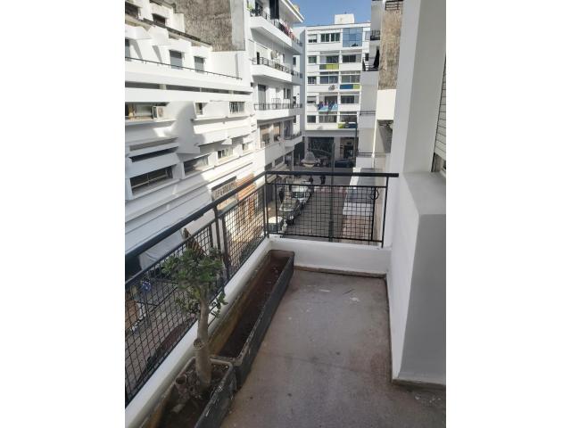 Photo À Vendre – Bureau de 81 m² au Centre-Ville de Rabat image 6/6