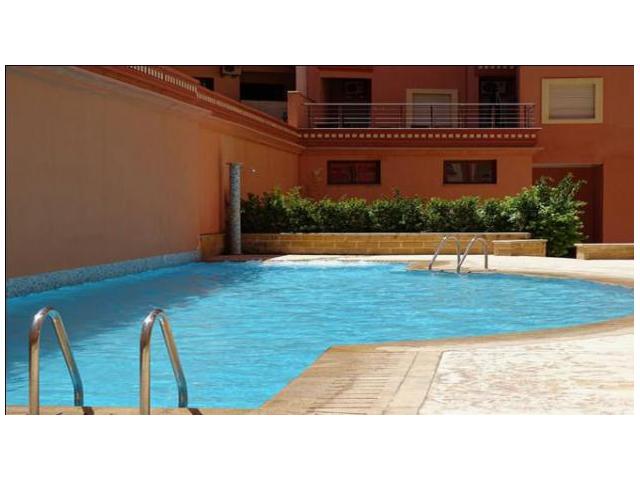 Photo Appart à louer meublé vc terrasse piscine image 6/6