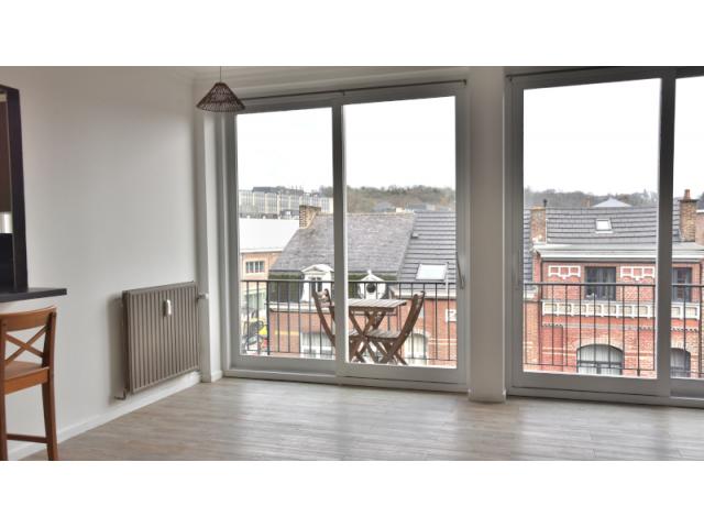 Photo Appartement 2 chambres avec balcons à louer à Namur image 6/6