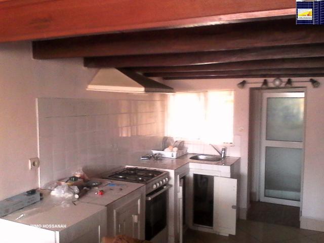 Photo APPARTEMENT DUPLEX CONFORT MEUBLE A LOUER A ANTANINARENINA Réf:LAM3090 image 6/6