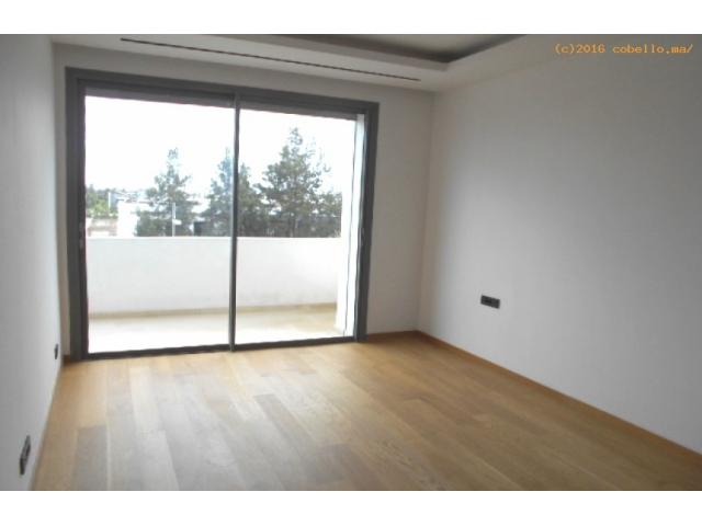 Photo Appartement en location à Rabat Souissi image 6/6
