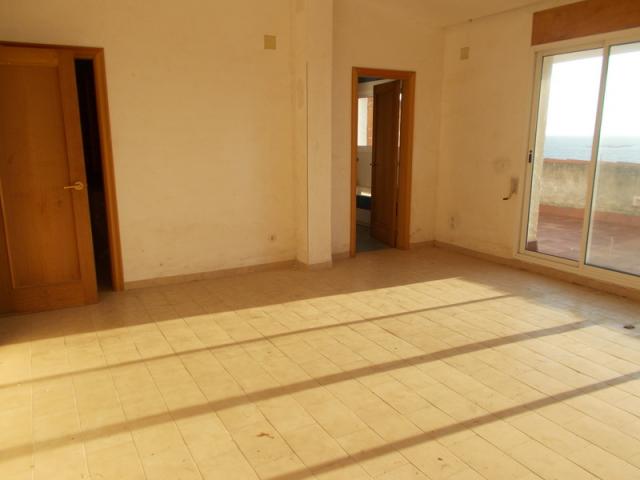 Photo Appartement premier ligne de plage avec vue mer au centre de Roses image 6/6