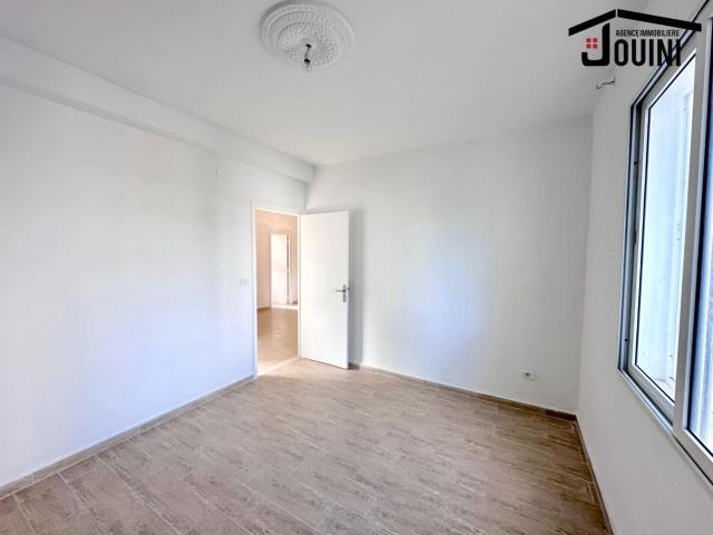 Photo Appartement S+3 A Khaznadar Bardo image 6/6