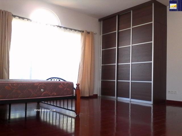 Photo APPARTEMENT T3 DE HAUT STANDING MEUBLE A LOUER A AMBATOBE Réf:LAM30103590 image 6/6