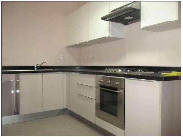 Photo Appartement vide avec terrasse  FinanceCity image 6/6
