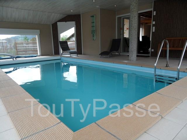 Photo Au Haut de la Goutte, maison de vacances avec piscine intérieure privée pour 8-10 personnes image 6/6