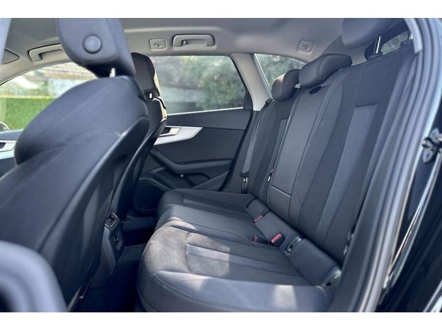 Photo Audi A4 Avant 4.0 TFSi S-Tronic - 03 2023 image 6/6