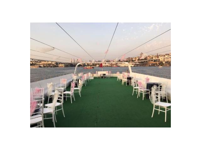 Photo Bateau passagers restaurant 40 m rénové 2017 pour 420 invités image 6/6