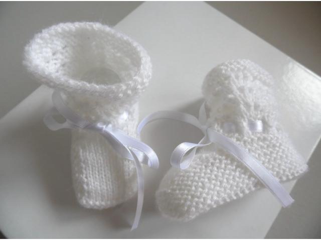 Photo Béguin et chaussons bébé tricot laine faitmain image 6/6