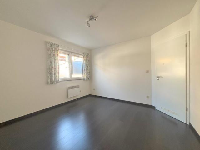 Photo BERTRIX centre : bel appartement, REZ, 2-3ch, terrasse. image 6/6