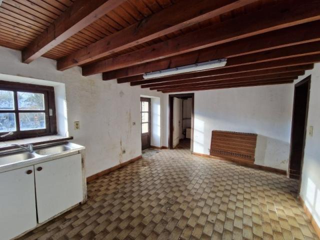 Photo Bertrix : charmante maison en pierres, à rénover, avec jardin. image 6/6
