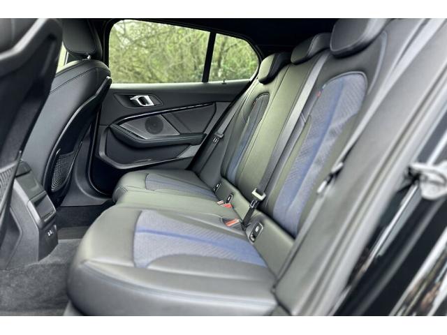 Photo BMW 118 1.5i Hatchback M-Pack Aut. - 04 2021 image 6/6
