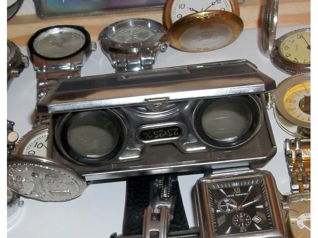 Photo braderie de Lille ou autres brocantes lot de 30 montres. image 6/6
