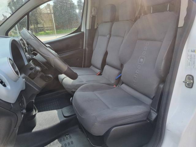 Photo Citroën Berlingo Maxi 1.6hdi 90cv Boite Auto Cruise 3places. image 6/6
