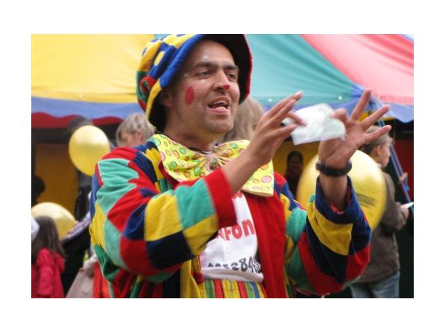 Photo Clown, fête à la maison, spectacle de clown, mime, animations fêtes d'entreprises, artistes de rue, image 6/6