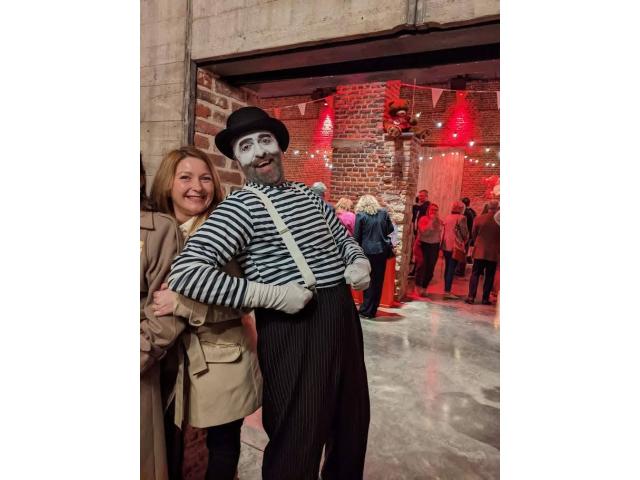Photo Clown pour anniversaire, spectacles pour enfants, animations de rue, clown sur échasses, mime, statu image 6/6