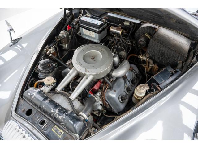 Photo Daimler V8 250 '65 CH358bw image 6/6