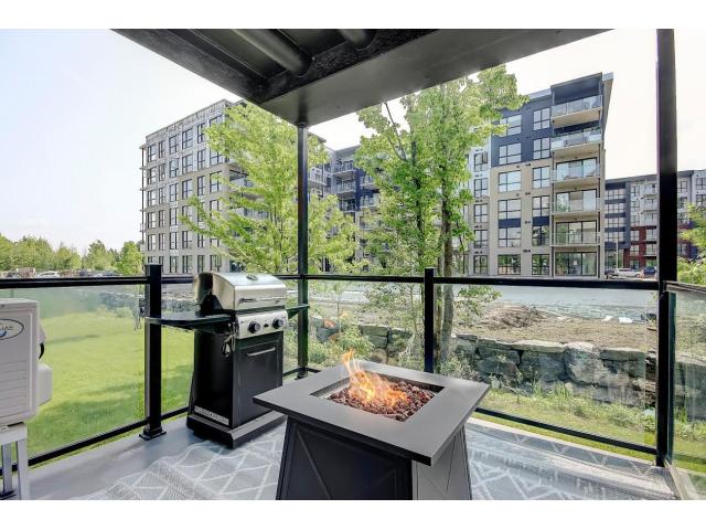 Photo Élégant condo 3 1/2 de qualité supérieure à Saint-Hubert (Longueuil, Quebec) image 6/6