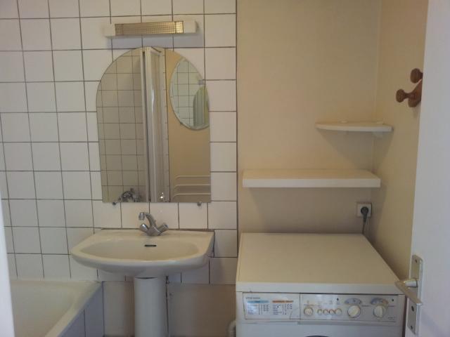 Photo F2 meublé 40 m² NICE colline CALME-VUE MER-JARDIN TERRASSE image 6/6