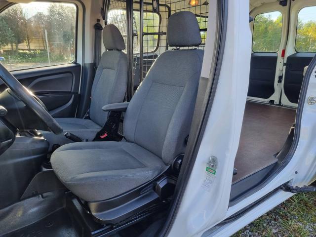 Photo Fiat Doblo maxi long châssis 2017 euro6 1.3jtd 95cv 98900km image 6/6