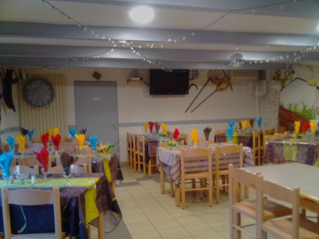 Photo gite restaurant glacier depot de pain petite epicerie image 6/6