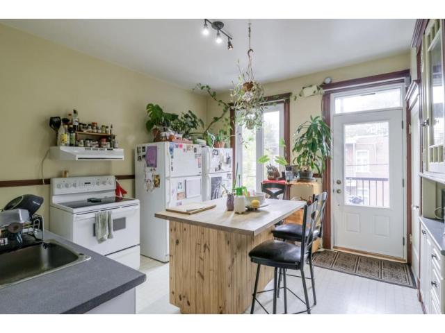 Photo Grand duplex avec 4 chambres sur chaque étage Villeray (Montréal, Quebec) image 6/6