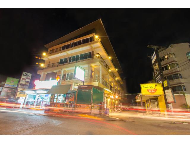 Photo Hotel comprenant 9 lofts tout equipes sur Nanai Rd/ Patong/Phuket image 6/6