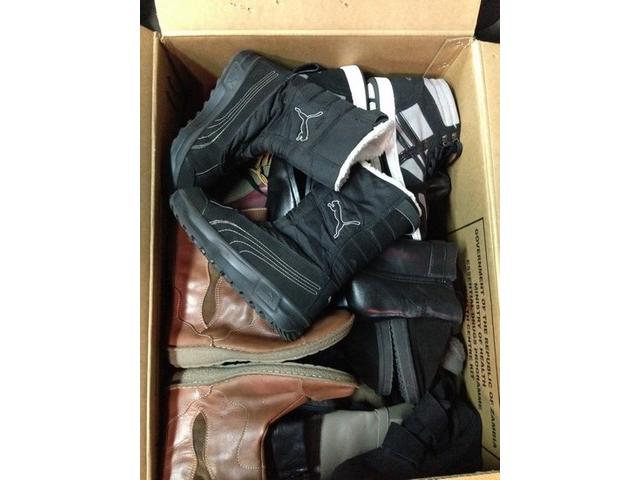 Photo IMPORT&EXPORT OF USED CLOTHES AND SHOES FRIPERIE&CHAUSSURES image 6/6