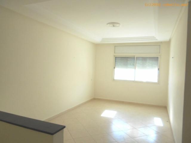 Photo Joli appartement en location à Rabat AGdal image 6/6