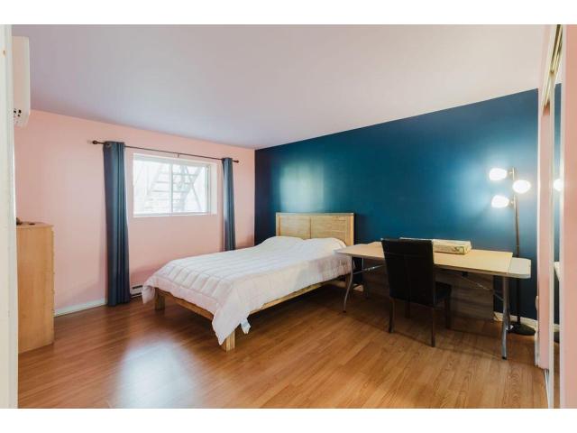 Photo Large and bright open condo 3 bedrooms Chomedey $379,000 (Laval, Quebec) image 6/6