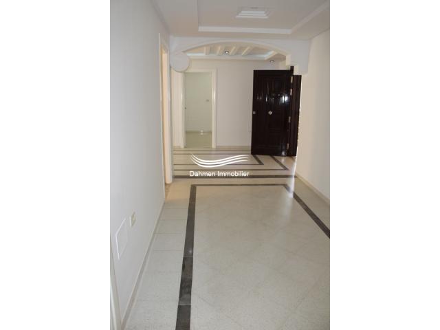 Photo Magnifique Appartement occupe le Réez de chausser à vendre image 6/6