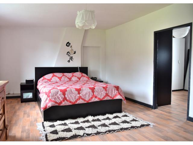 Photo Maison 4 ch, jardin et garage à vendre à Spy image 6/6